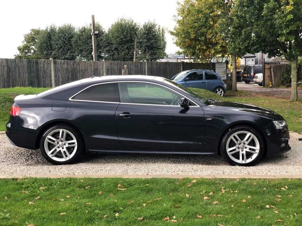 Usa stanga dreapta Audi a5 coupe 2013 negru