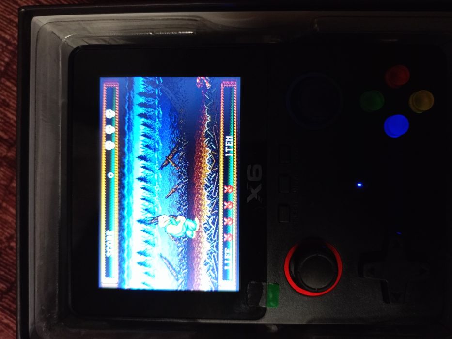 Игрална конзола за ретро игри