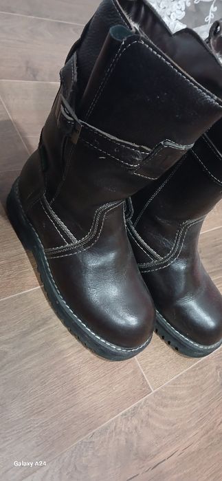 Продам мужские зимние сапоги тундра