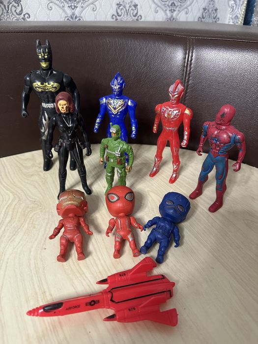 Игрушки продается персонажи