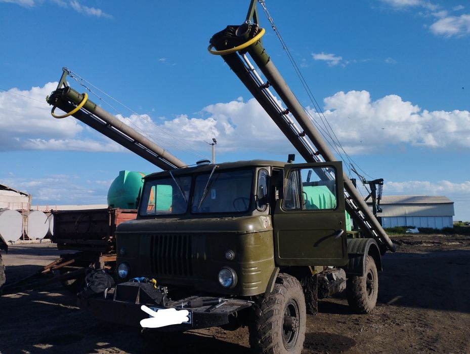 Продам самоходный опрыскиватель
