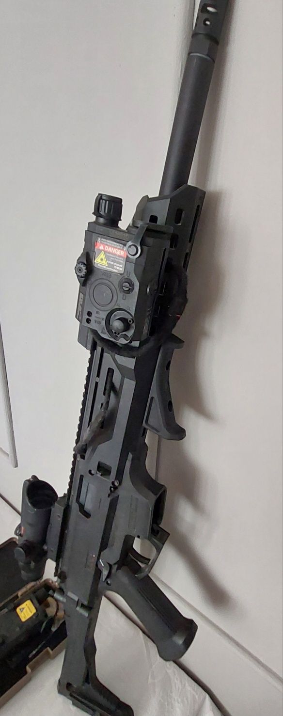 Scorpion evo 3 A1 carbine AEG si extras
