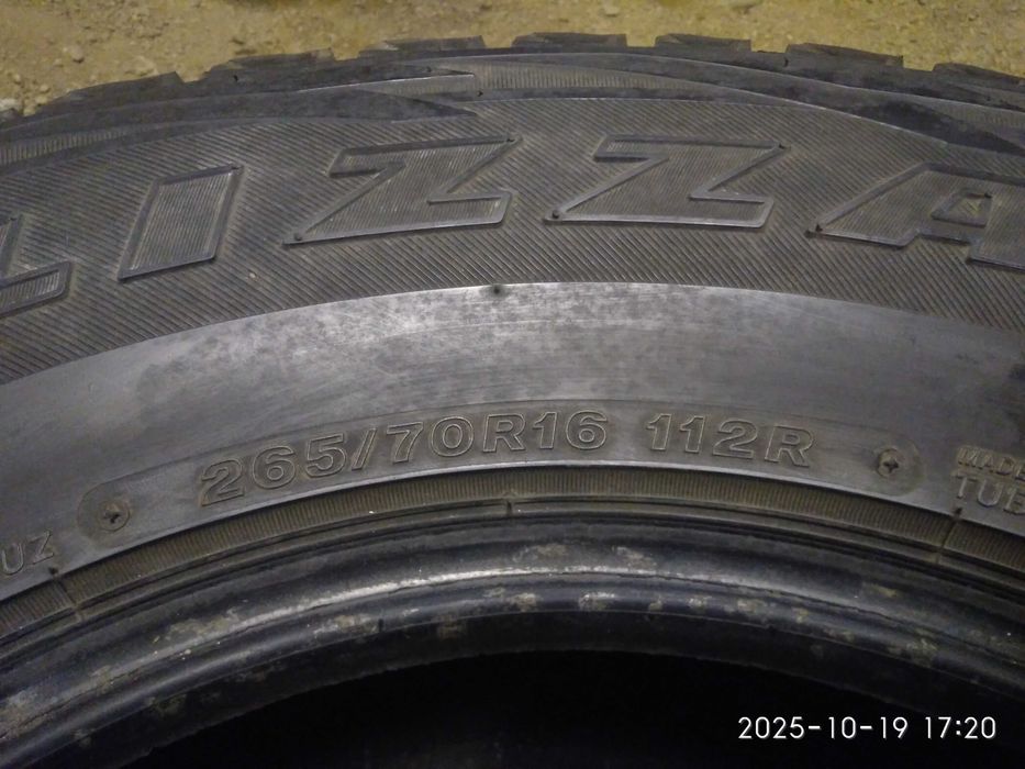 Шины зимние Bridgestone Blizzak DM-V1 265/70/16