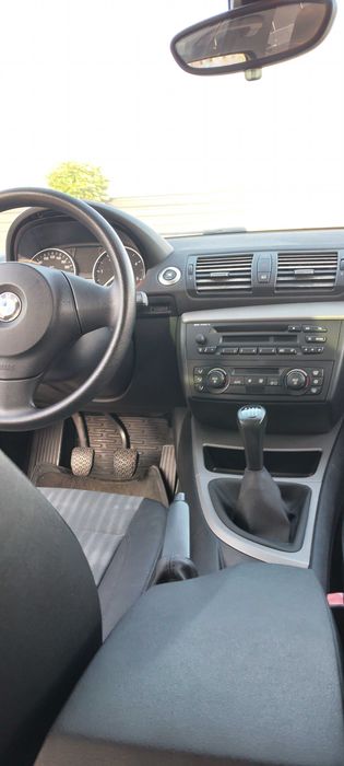 BMW Seria 1 , 118 d, diesel( consum mic)