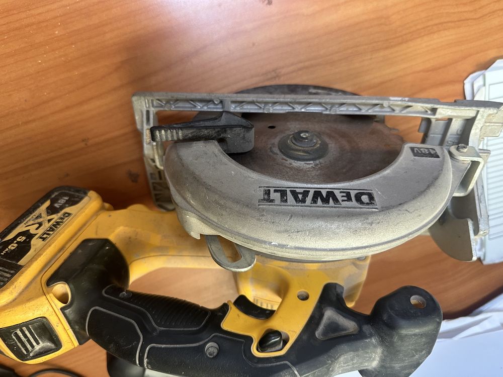 Circular dewalt dcs 391