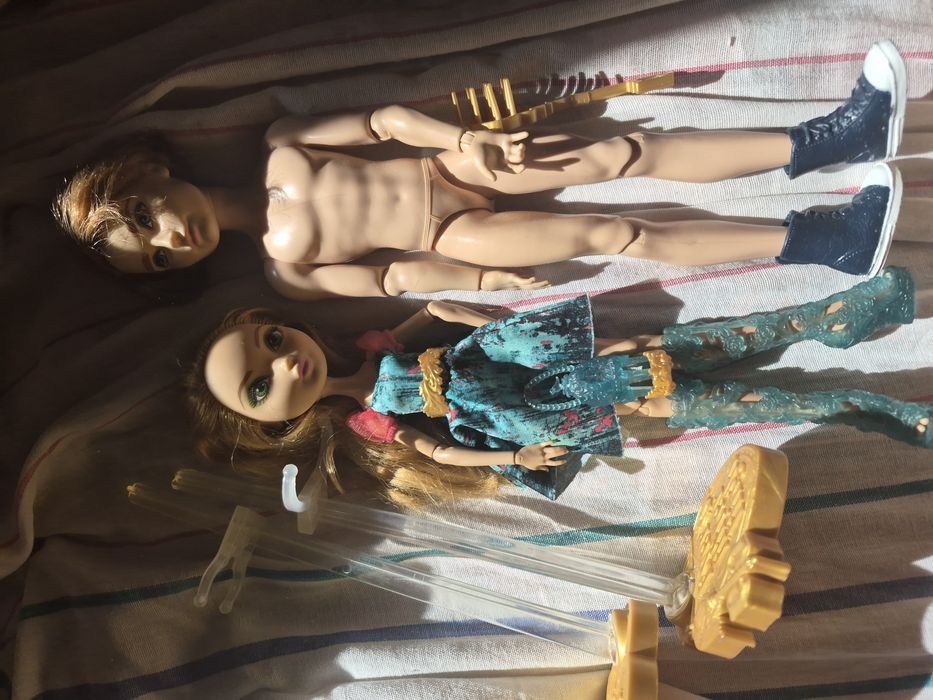 Продам кукол ever after high