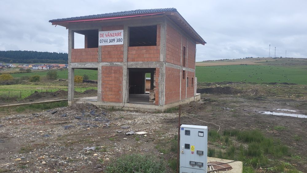 Casa de vanzare chinteni