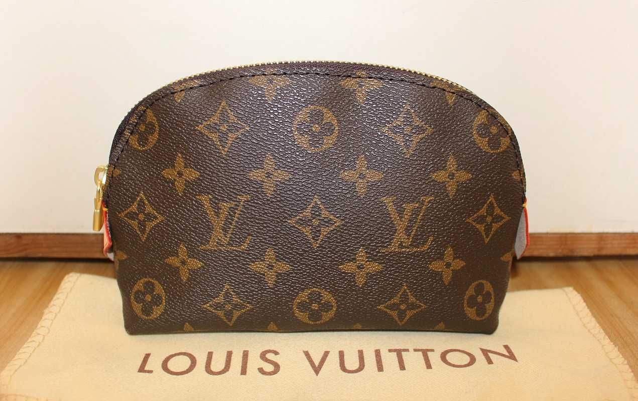 Trusa cosmetica Louis Vuitton