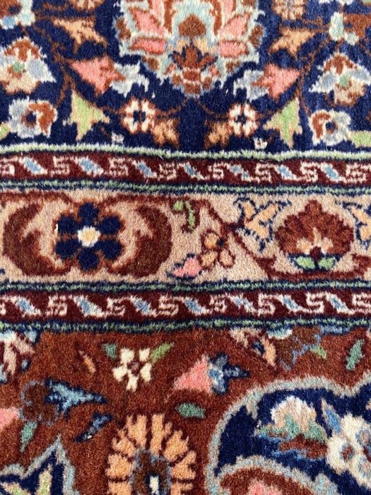 Covor persan iranian, executat manual, nod cu nod, lana