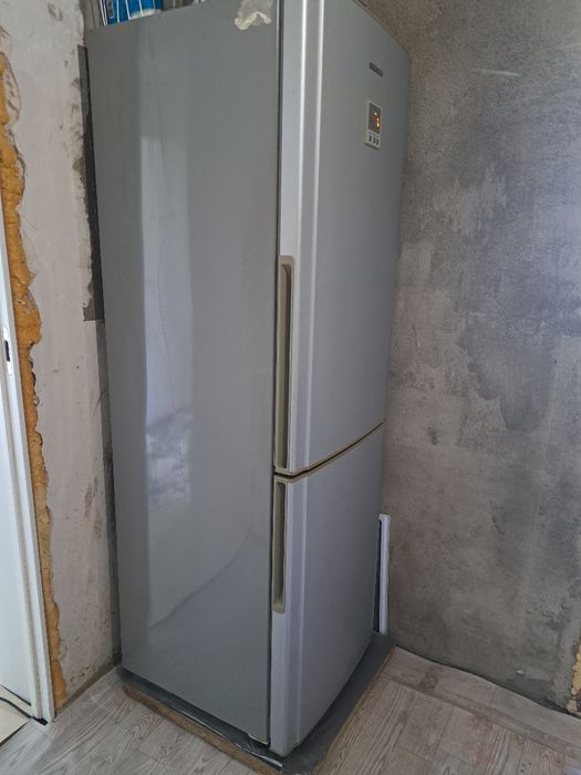 Холодильник Самсунг