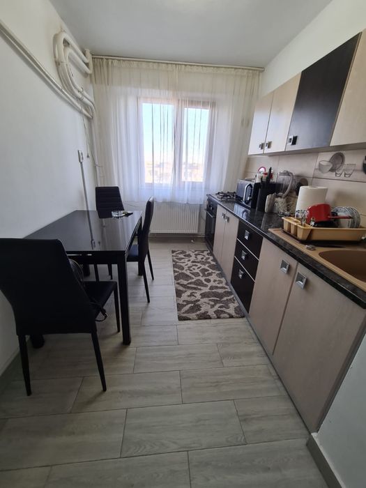 Vânzare Apartament cu 2 camere decomandat, Vedere la stradă