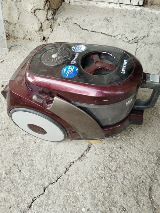 Продам пылесос Samsung