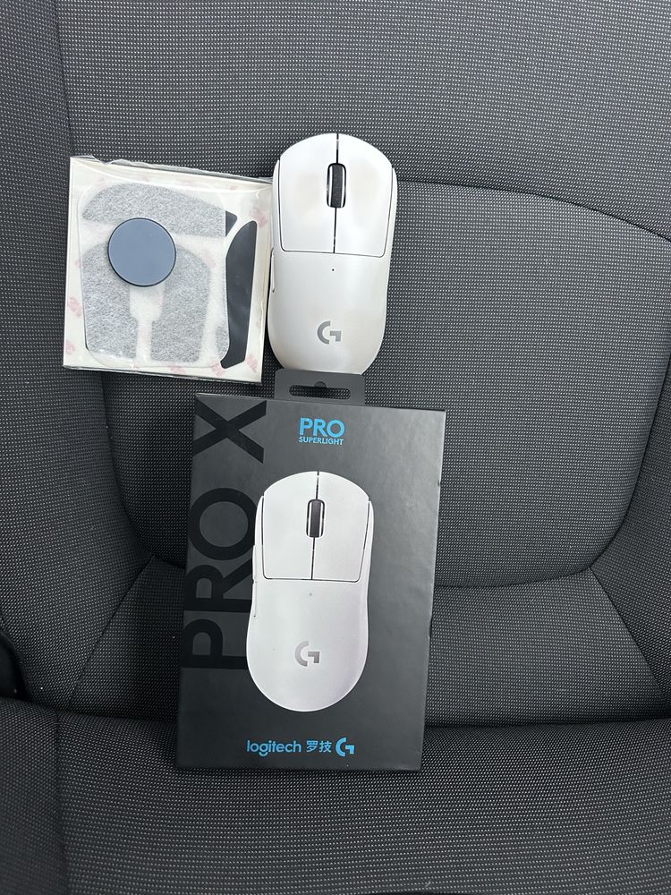 Logitech G Pro X Superlight белый