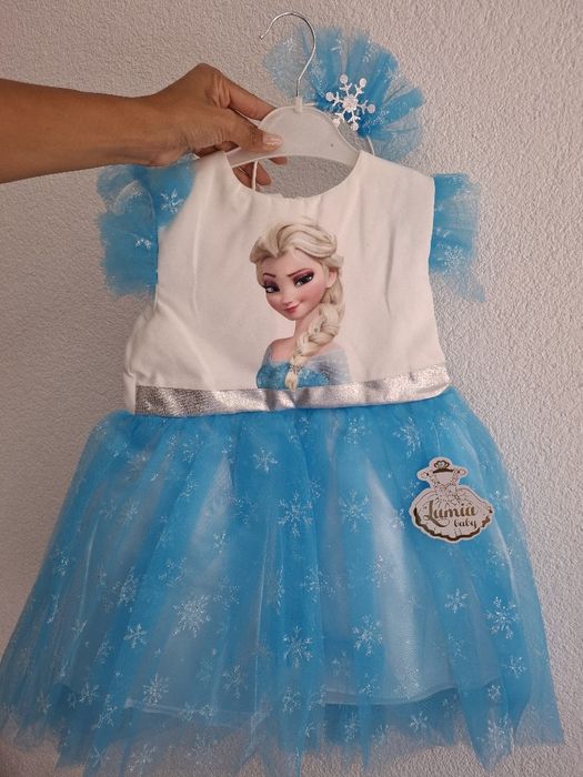 Рокля Елза и Анна