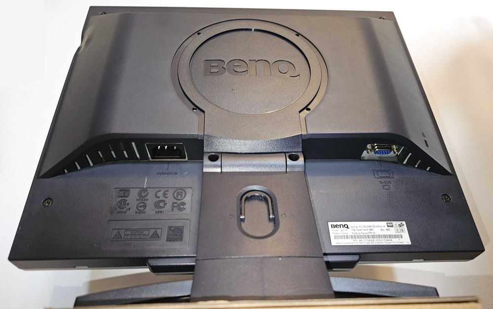 Монитор BENQ FP71G 17 инча