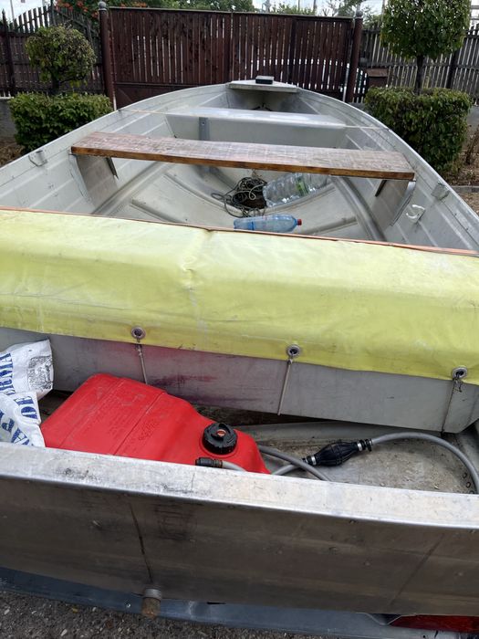 Barca aluminiu si peridoc