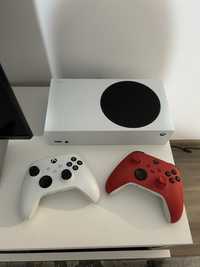 Xbox series S + 2 controllere