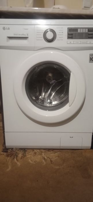 Продаётся стиральная машина LG