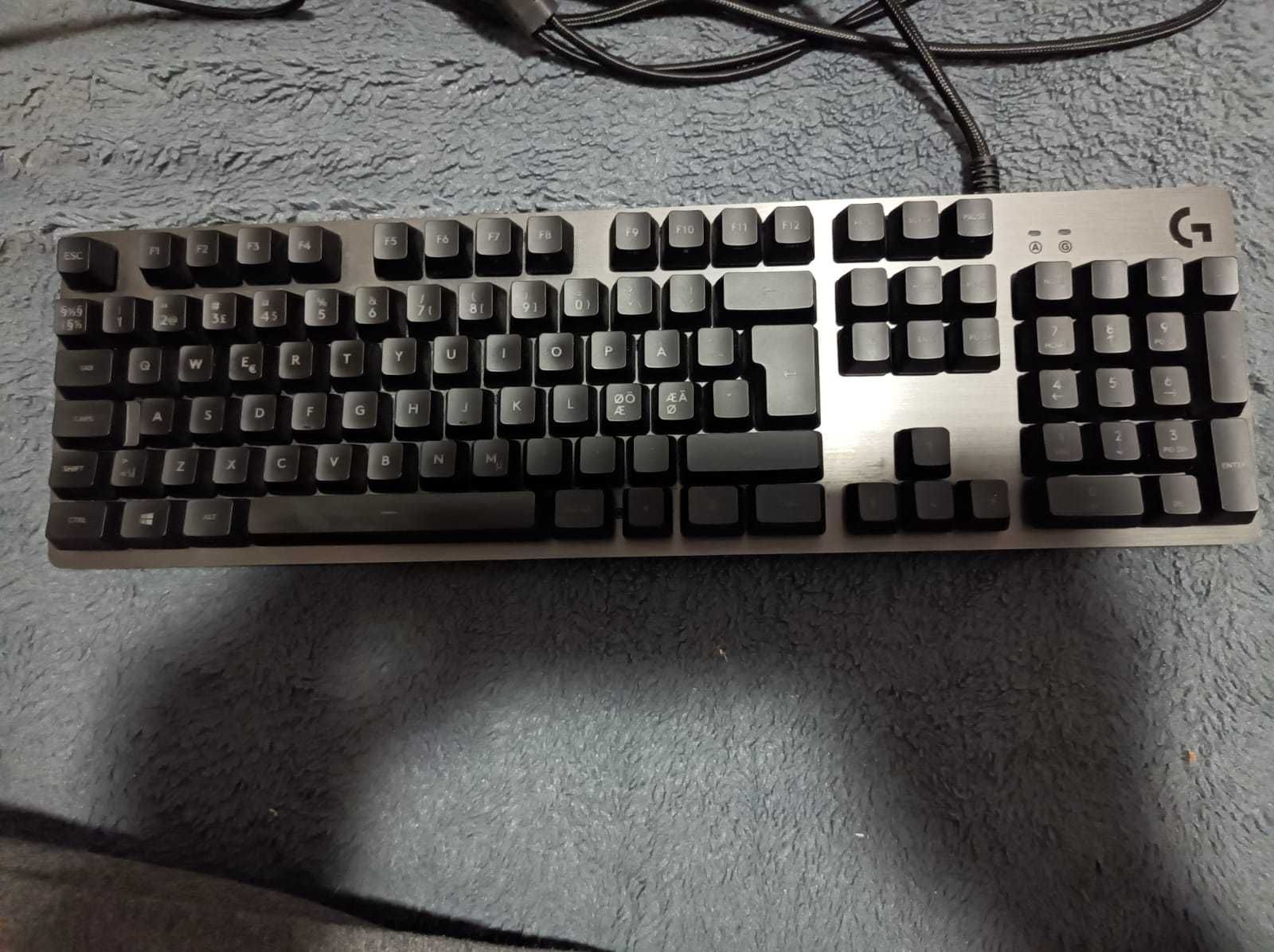 Tastatura gaming Logitech G 513 Roccat isku razer blackwindow