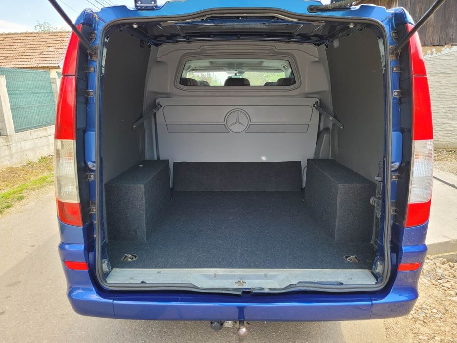 Proprietar Vând Mercedes vito mixt 2006