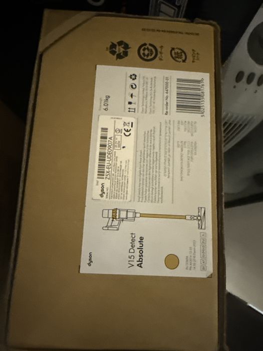 vand aspirator dyson v 15