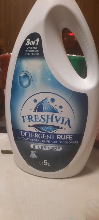 Vând dero lichid 5L