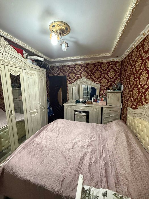 Юнусабад 17 кв, 3в4-хона 2-этаж/5.  Балкон 2/6 .  77 м²