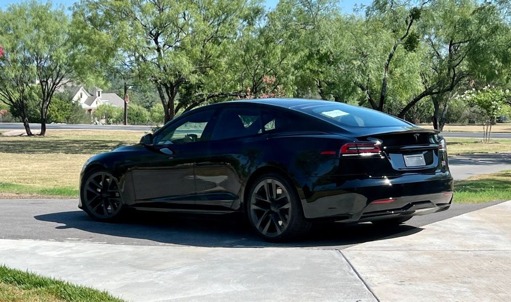 Tesla model s plaid
