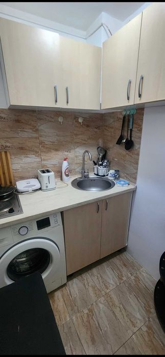 Proprietar, Tomis nord, vând apt 2 camere, mobilat, ac, izolat!