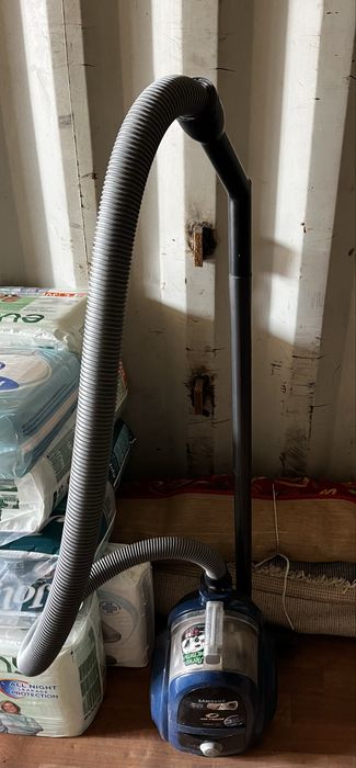 Продаю пылесос самсунг