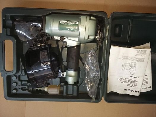 Pistol cuie pneumatic NOU HiTACHI NV65 AD3 TVA deductibil garantie