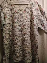 Bluza cu model floral discret
