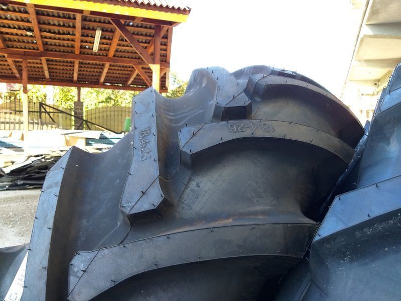 Caucicuri 18.4-26 de taf 14PLY agricole avem si alte dimensiuni OXYW