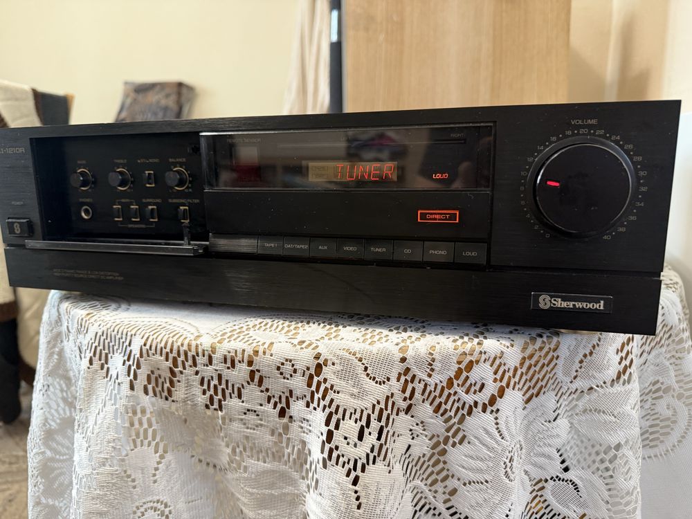 Sherwood AI-1210R Стерео усилвател