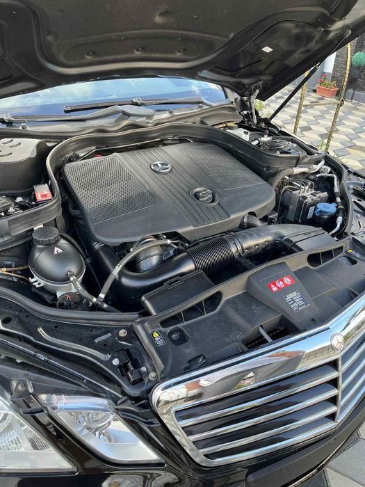 Mercedes E Class W212 E200 136 CP