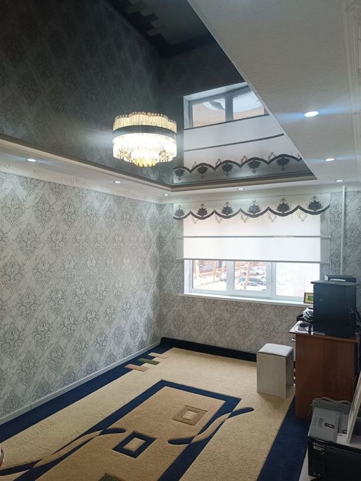 Продается квартира 3 комнатная 8 мкр 2 этаж