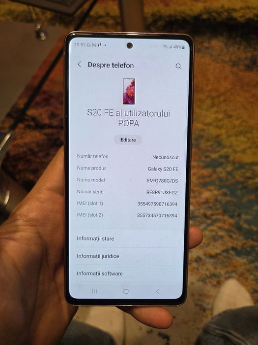 Vând Samsung S20 FE