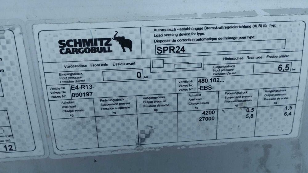 Axa Semiremorca Schmitz