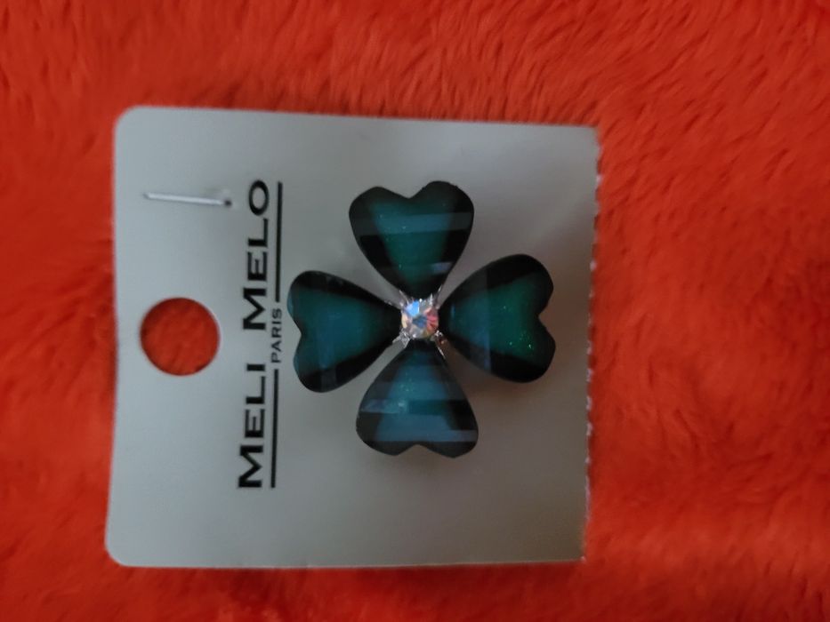 Mărțișoare cu diamante