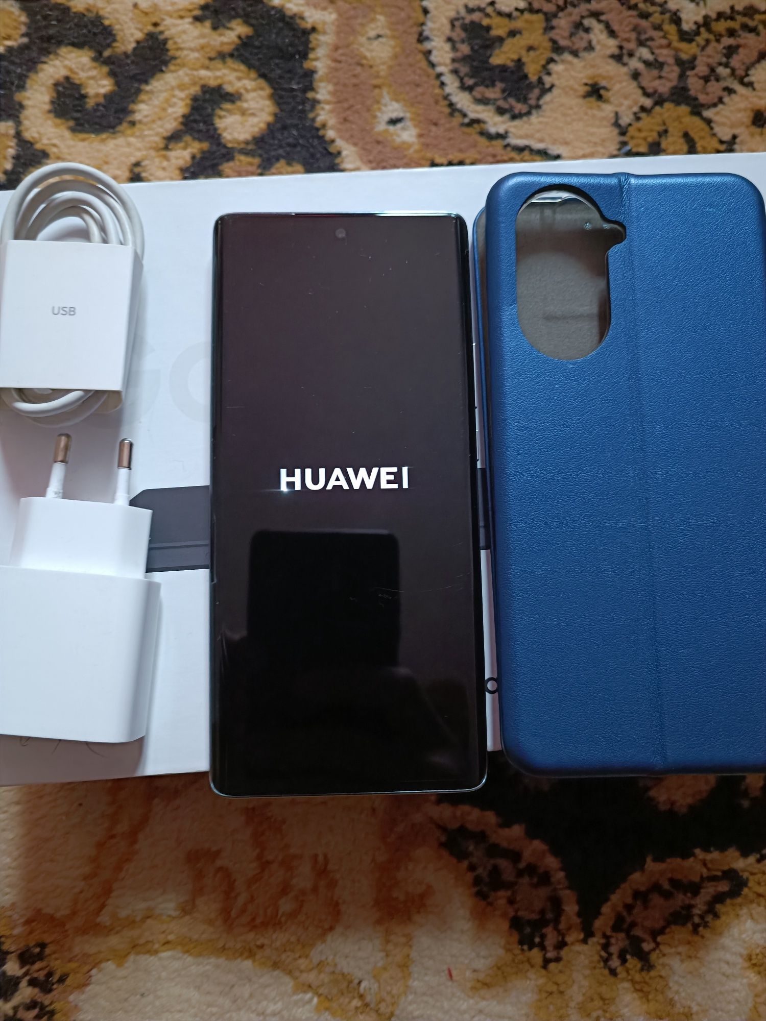 Vând sau schimb Huawei nova 10