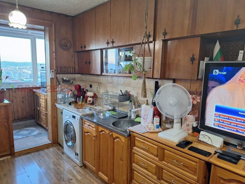 Продава се Тристаен апартамент в София, Люлин 9 - 98 кв.м за 1837 €/кв.м - Снимка #6