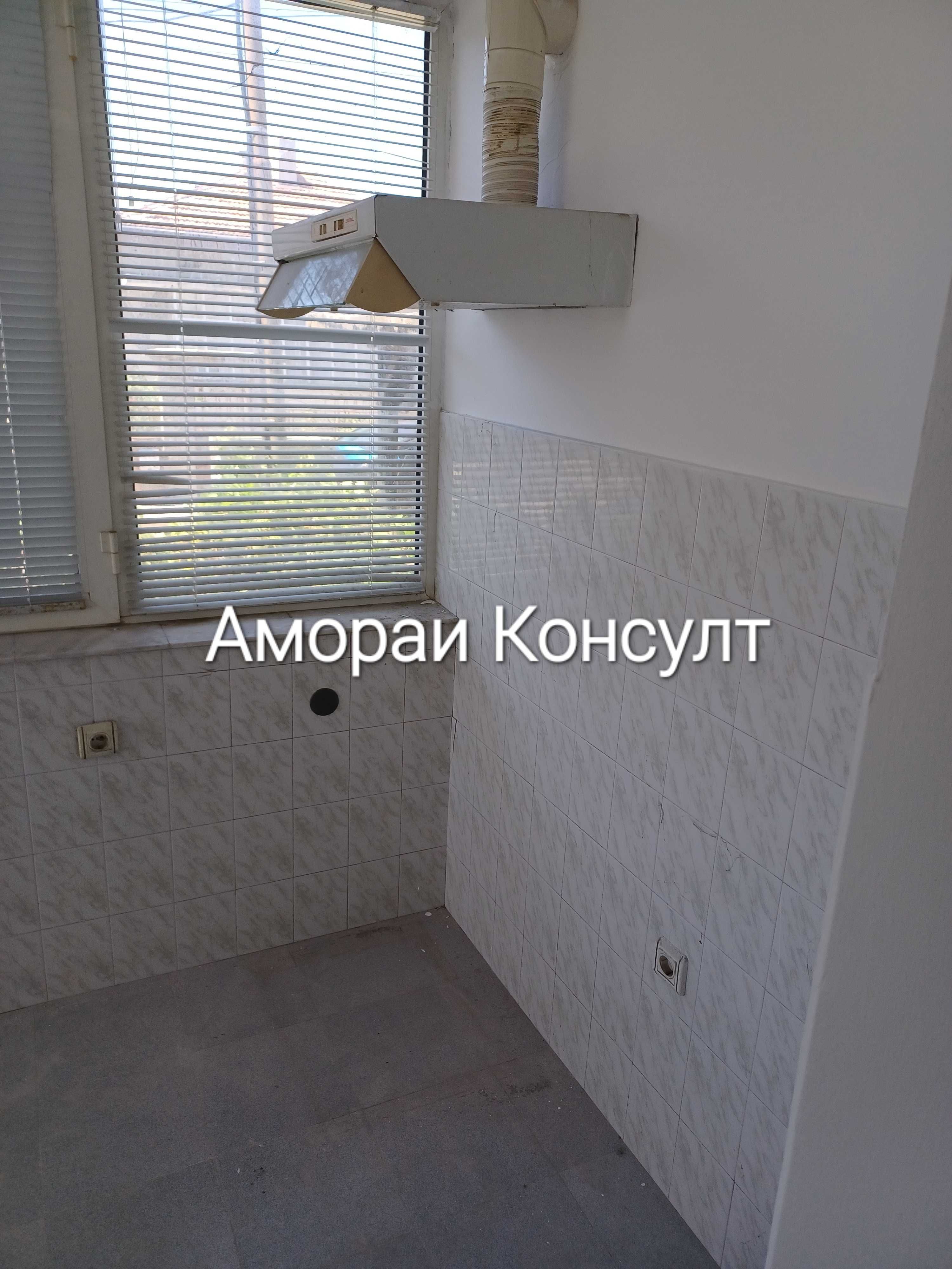 Къща в кв. Долно Езерово