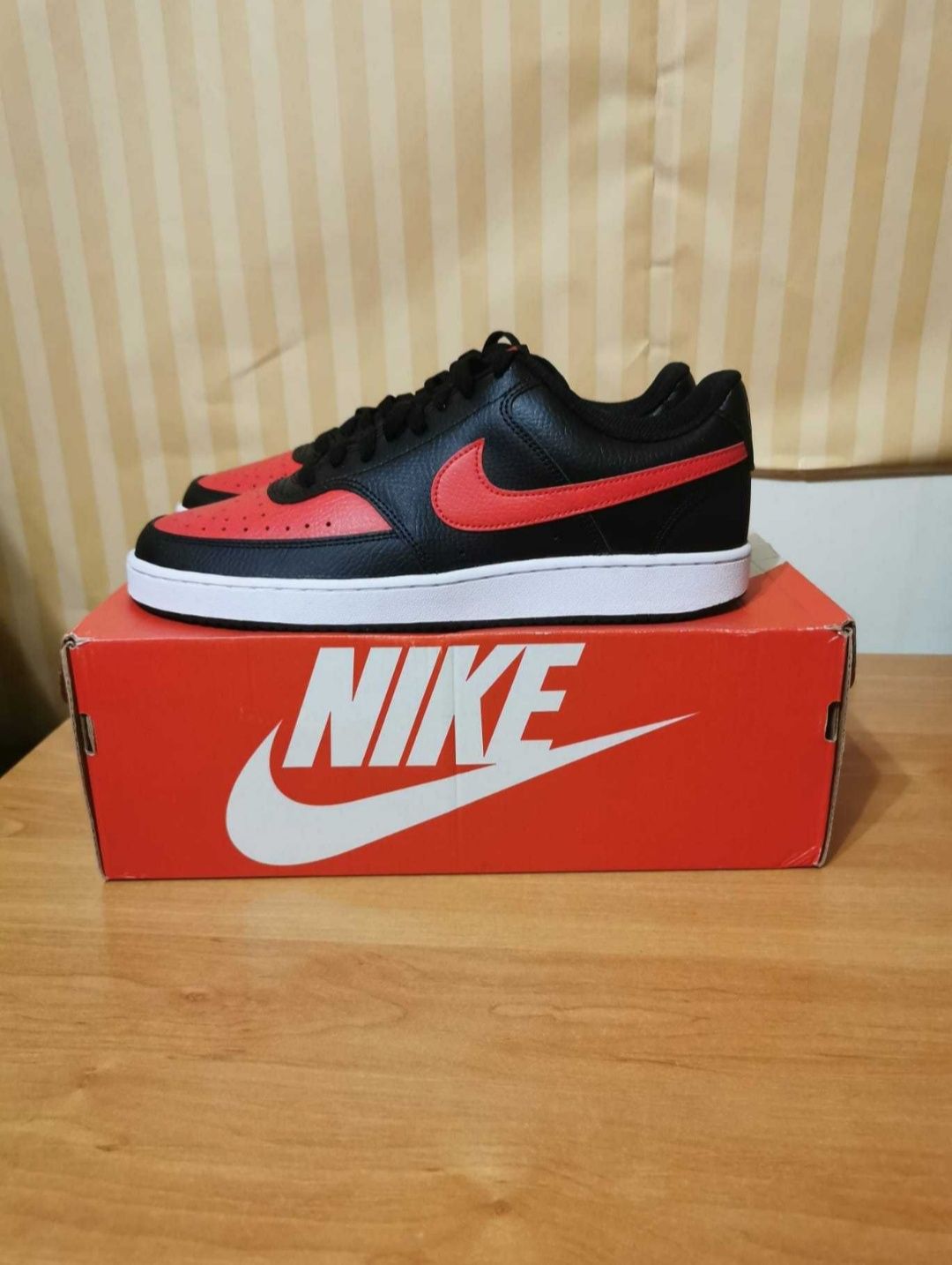 Nike low court vision Red