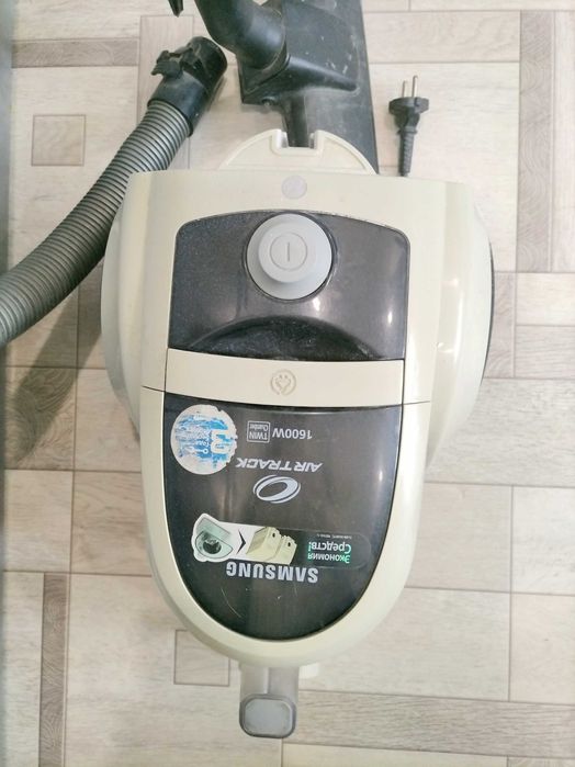 Продам пылесос в рабочем состоянии.