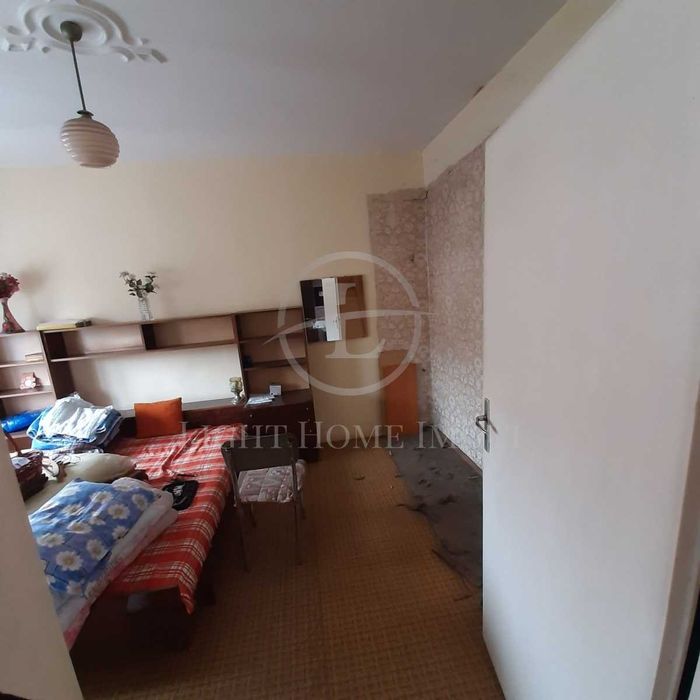 Продава се Двустаен апартамент в Пловдив, Изгрев - 63 кв.м за 1107 €/кв.м - Снимка #3