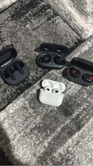 Vand casti apple , samsung !