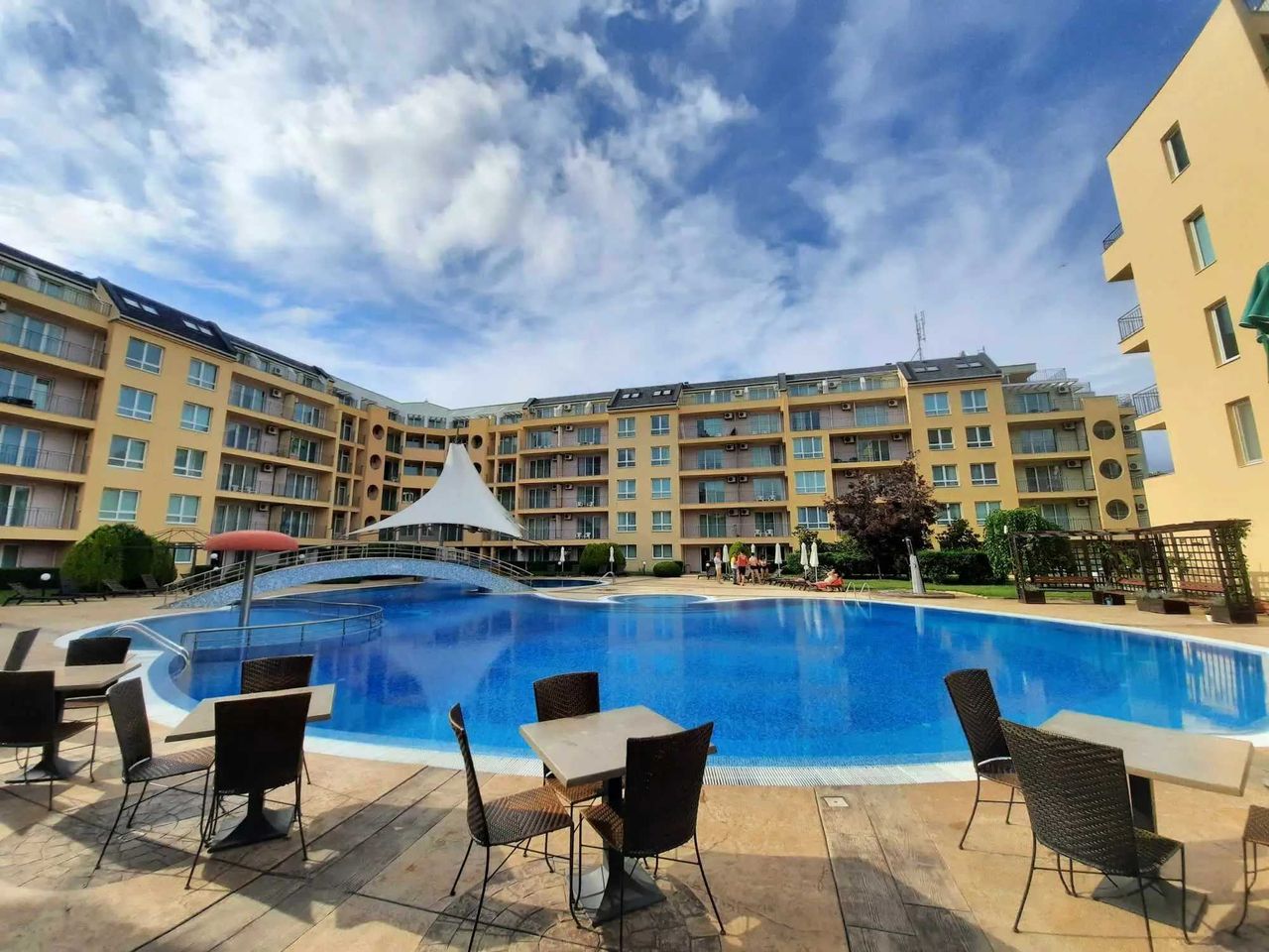 Продава се Двустаен апартамент в к.к. Слънчев бряг - 63 кв.м за 1072 €/кв.м - Снимка #14