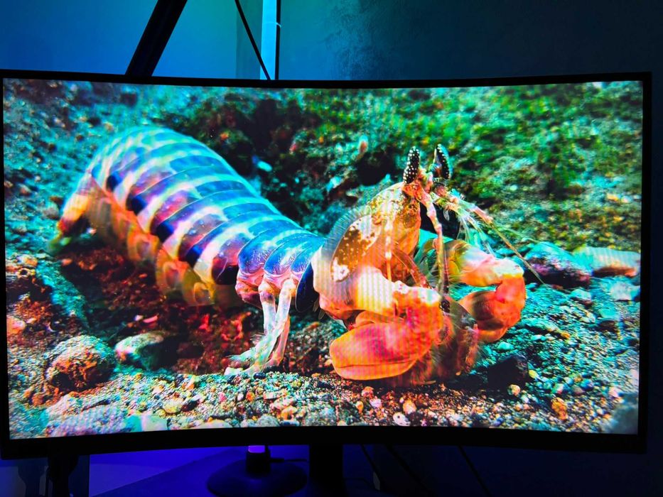 Samsung Odyssey 27" Full HD 240 HZ G-Sync