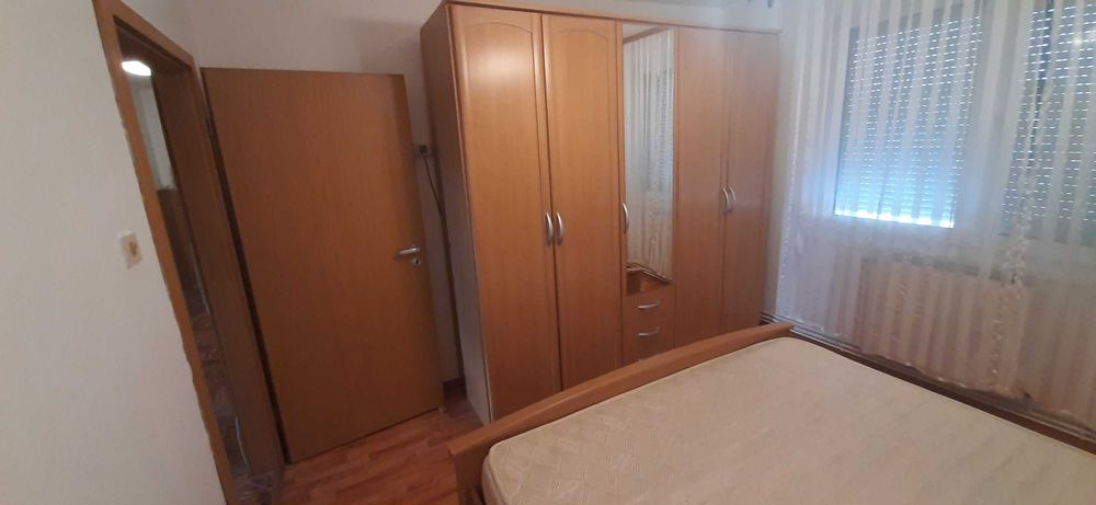 Inchiriez apartament Sebes