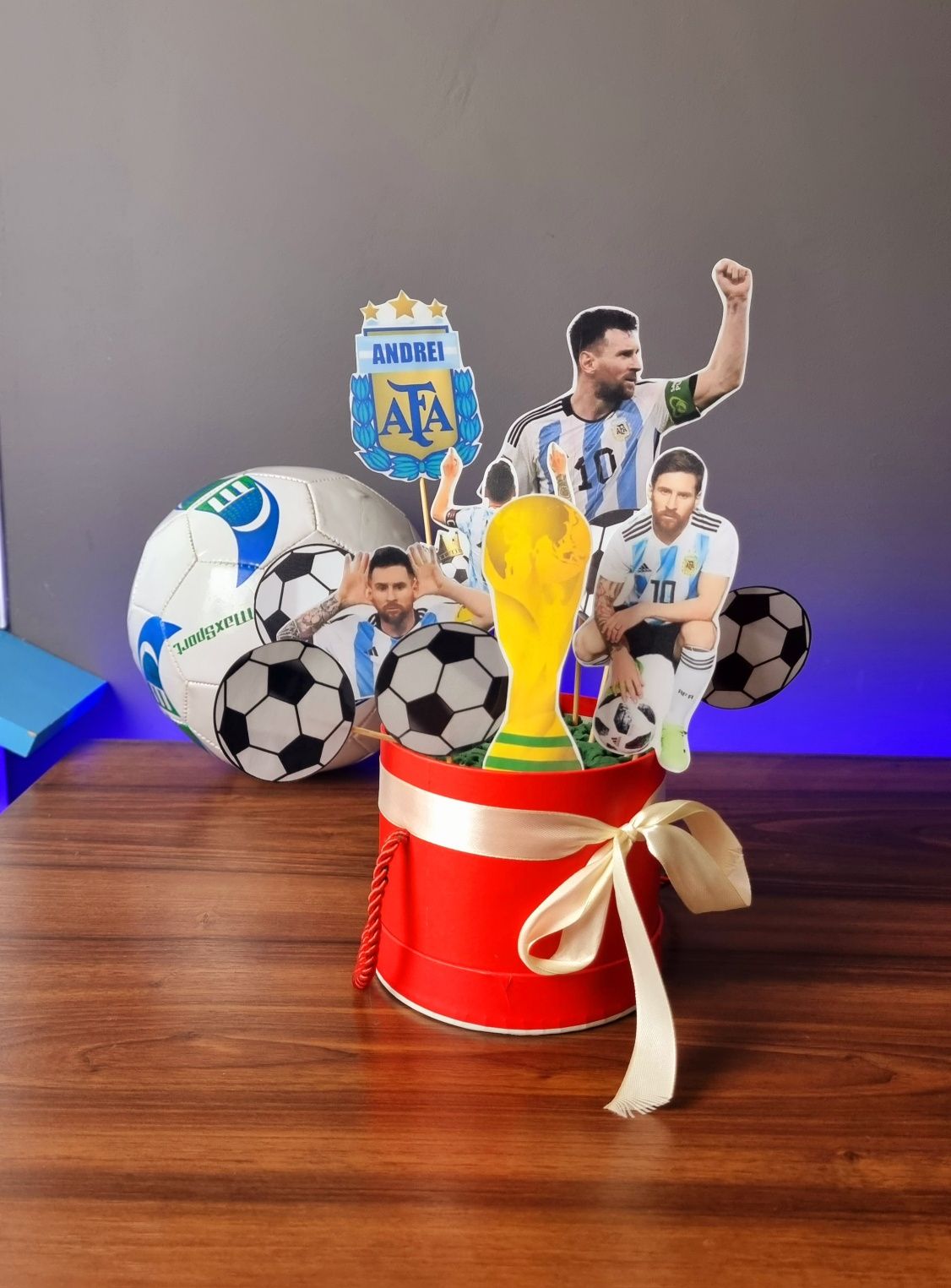 Toppere tort cu Messi și Ronaldo